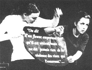 “On dit d'un fleuve emportant tout qu'il est violent, mais on ne dit jamais rien de la violence des rives qui l'enserrent” (Bertolt Brecht)